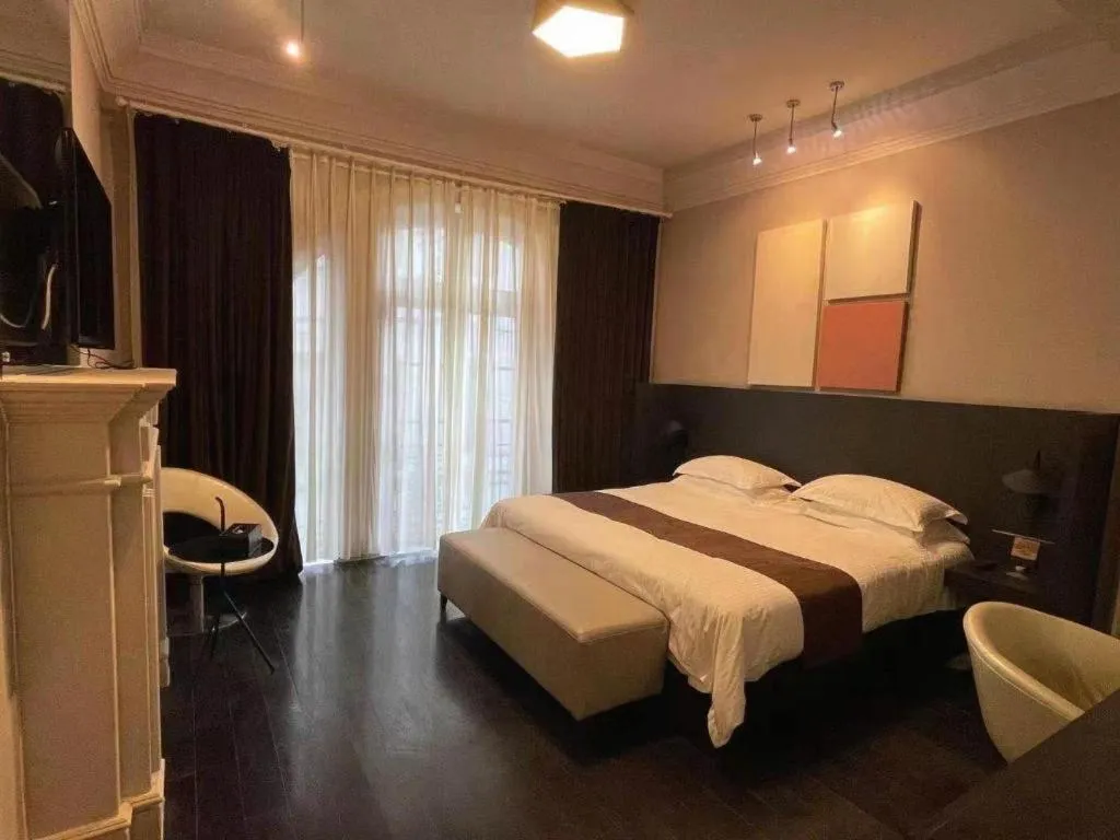 Bed in Jinjiang Inn Select Shanghai Nanjing Road Pedestrian Street