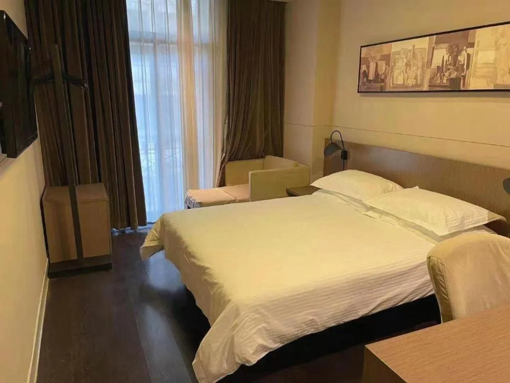 Bed in Jinjiang Inn Select Shanghai Nanjing Road Pedestrian Street