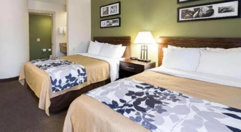 Bed in Sleep Inn Airport Phoenix