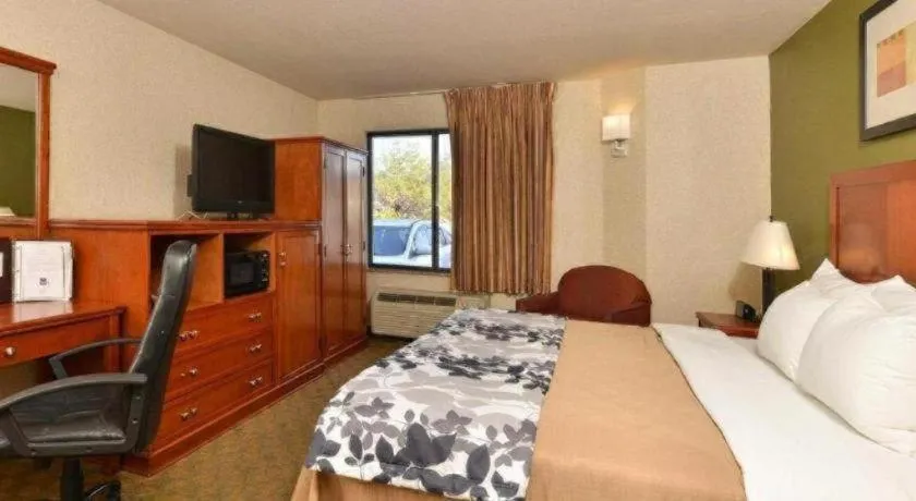 Bed in Sleep Inn Airport Phoenix