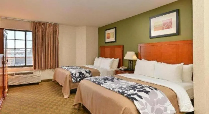 Bed in Sleep Inn Airport Phoenix