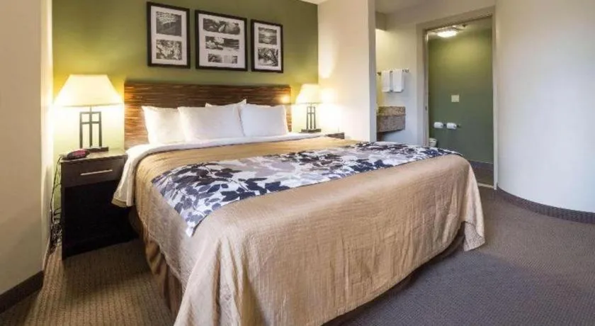 Bed in Sleep Inn Airport Phoenix
