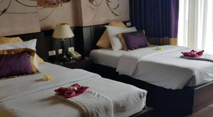 Bed in Sarita Chalet and Spa Hotel