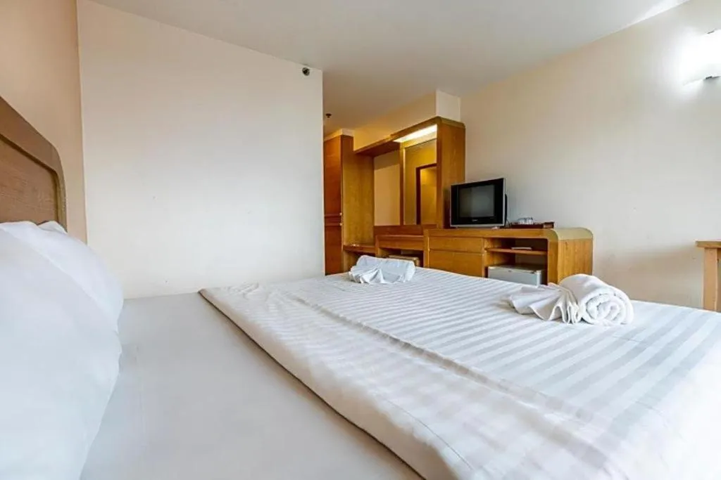 Bed in Eastiny Plaza hotel