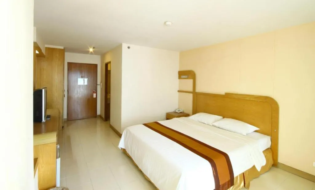 Bed in Eastiny Plaza hotel