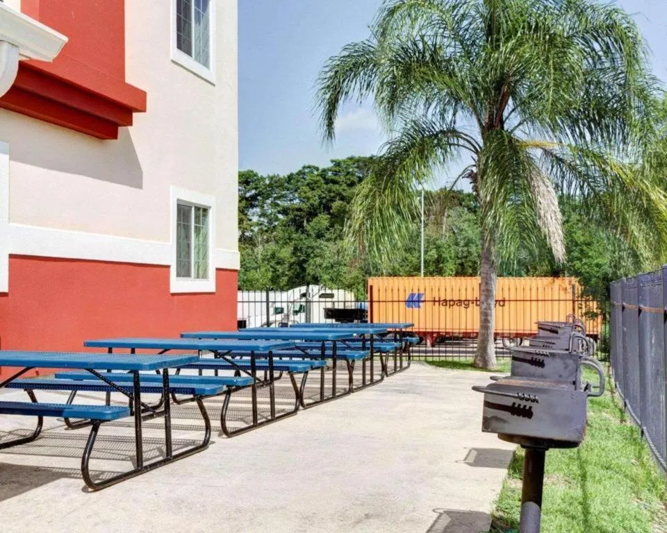 Suburban Extended Stay La Place