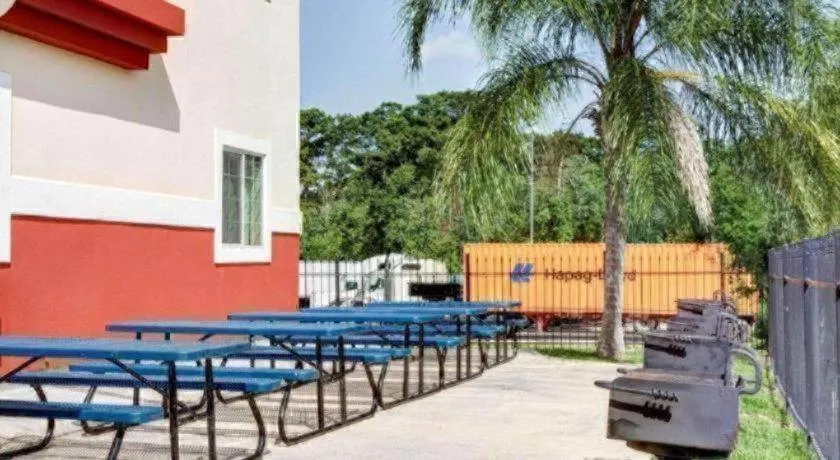 Suburban Extended Stay La Place