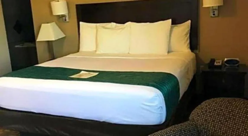 Bed in Suburban Extended Stay La Place