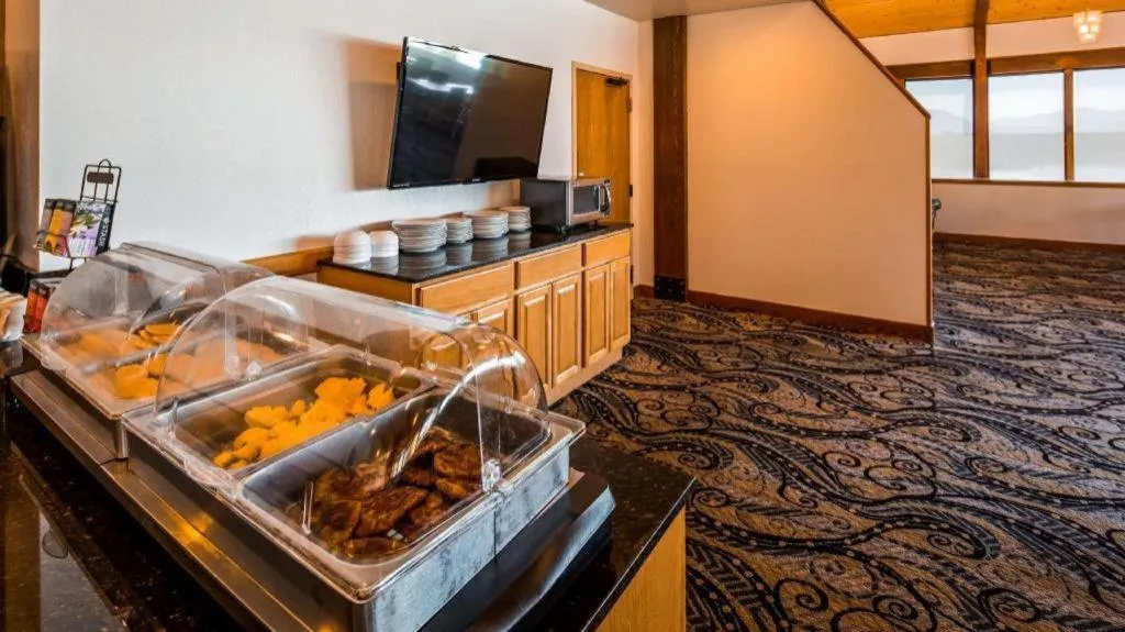 Best Western Lake Lucille Inn