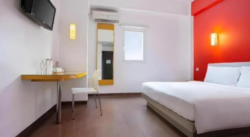 Bed in Amaris Hotel Padjajaran Bogor