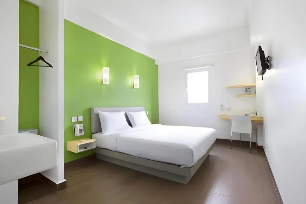 Bed in Amaris Hotel Padjajaran Bogor