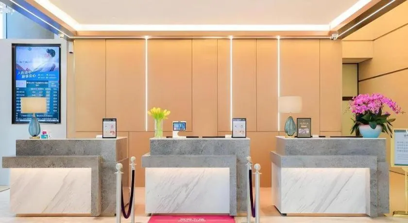 Grand Madison Qingdao Harbour-view Central（Former Qingdao Farglory Hotel）