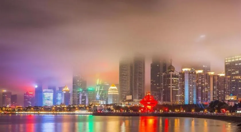 Grand Madison Qingdao Harbour-view Central（Former Qingdao Farglory Hotel）