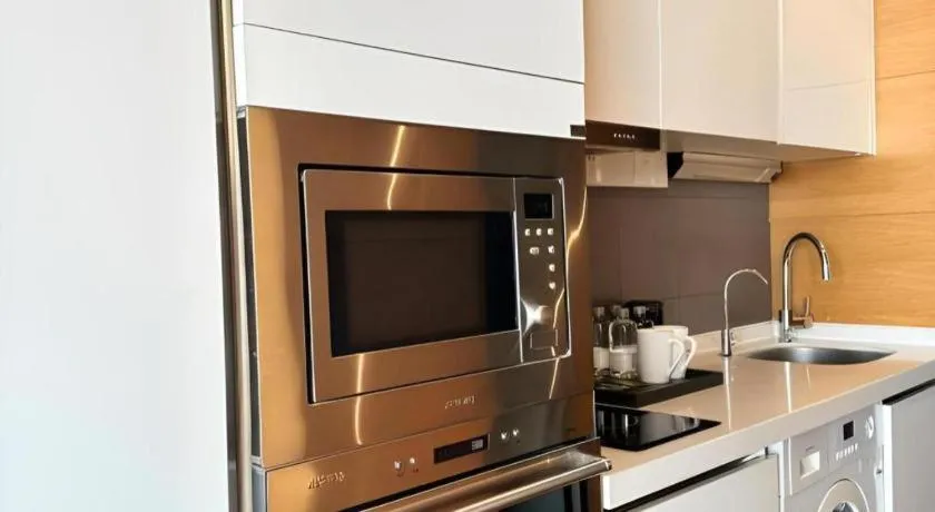 Grand Madison Qingdao Harbour-view Central（Former Qingdao Farglory Hotel）