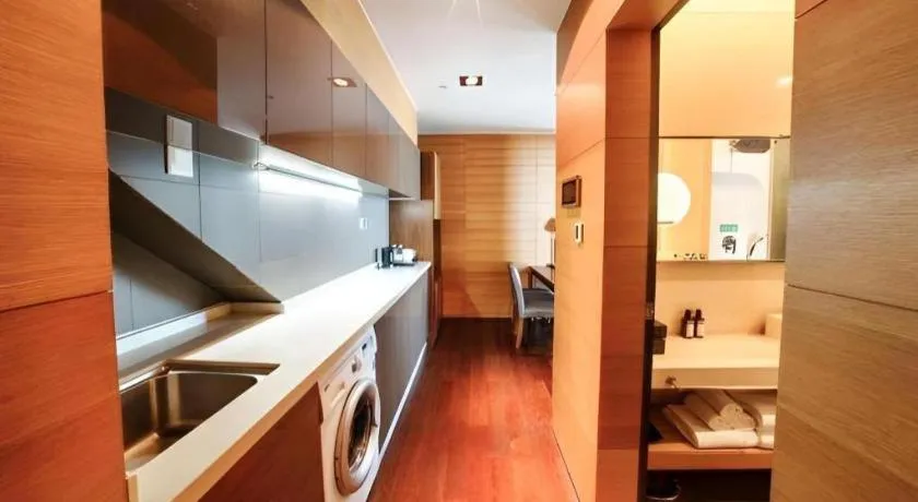 Grand Madison Qingdao Harbour-view Central（Former Qingdao Farglory Hotel）