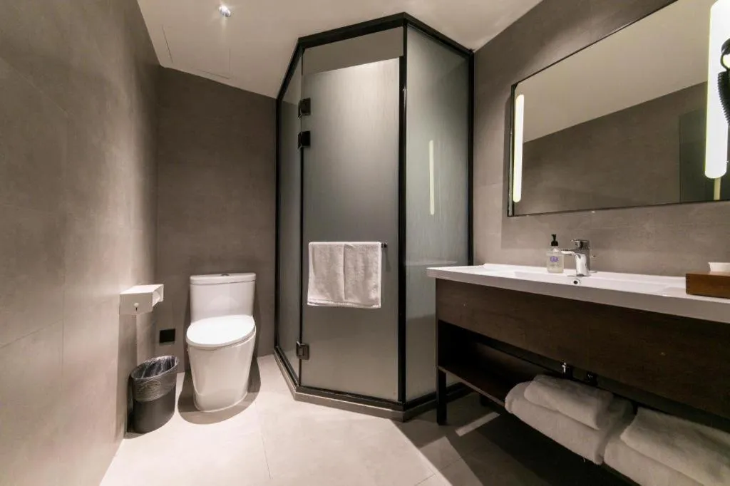 Hanting Hotel Shanghai Zhongshan Park Metro Station