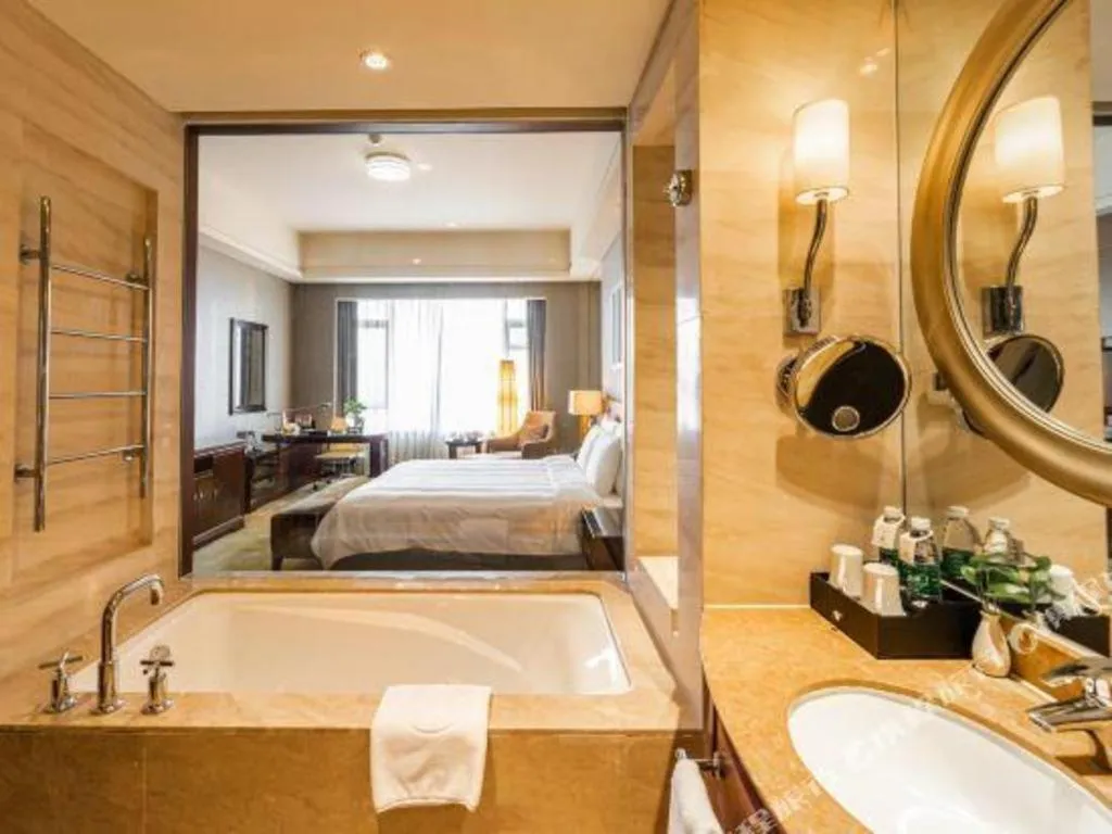 Bed in Quanzhou Guest House Hotel