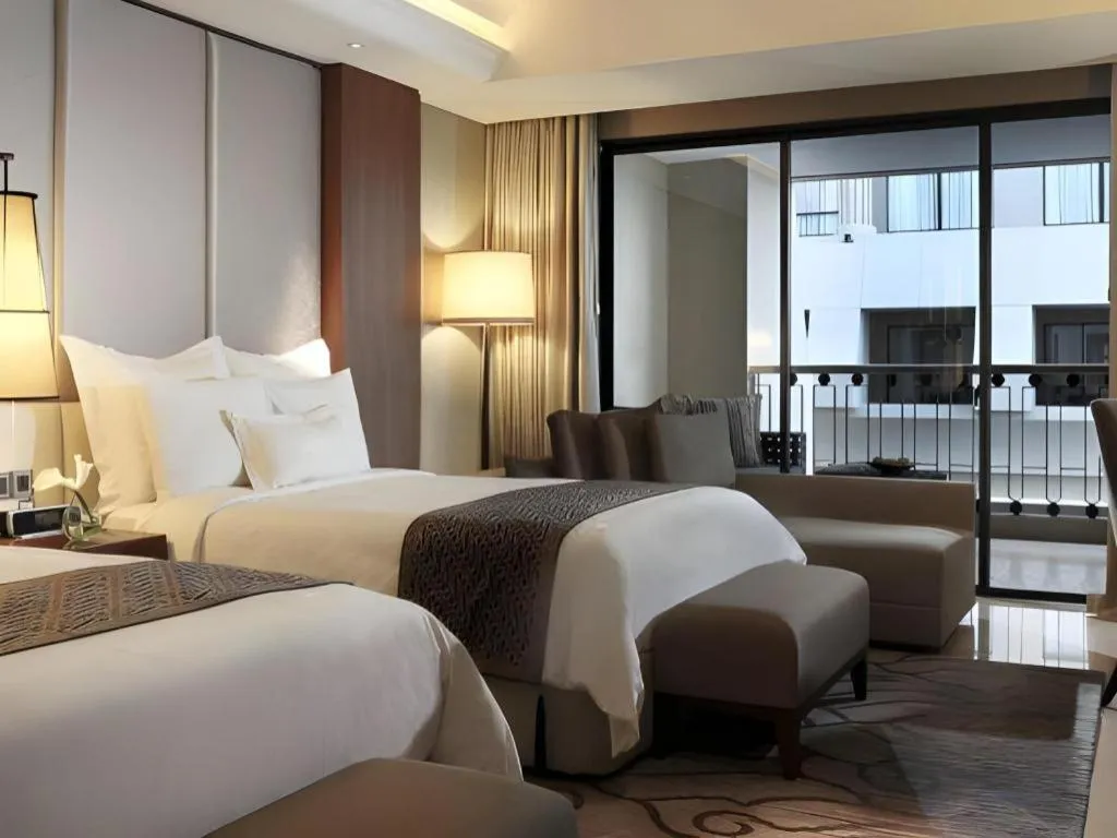 Bed in Hotel Tentrem Yogyakarta