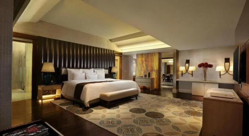 Bed in Hotel Tentrem Yogyakarta