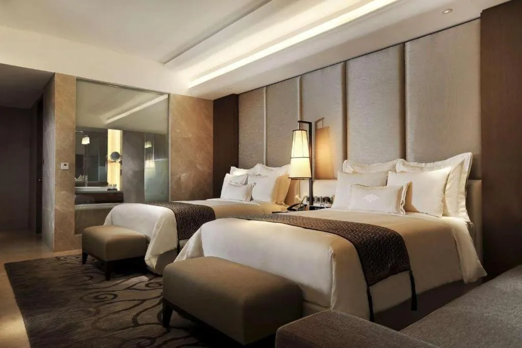 Bed in Hotel Tentrem Yogyakarta