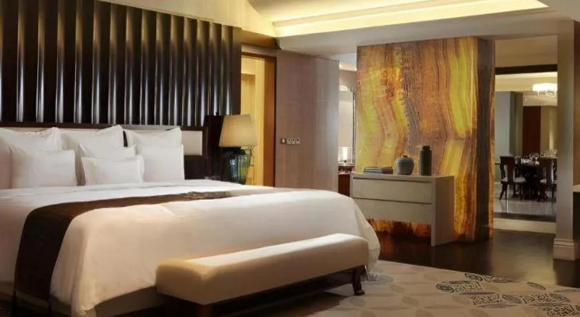 Bed in Hotel Tentrem Yogyakarta