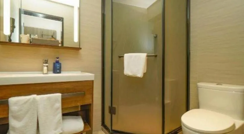 Hanting Hotel Hangzhou Central Wulin Square Metro Station