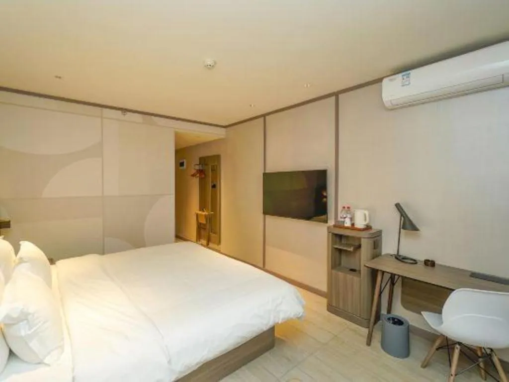 Hanting Hotel Hangzhou Central Wulin Square Metro Station