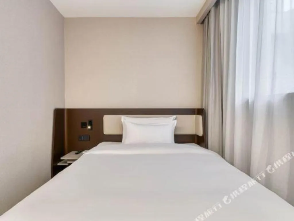 Hanting Hotel Hangzhou West Lake Wulin Square