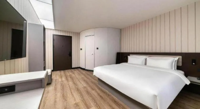 Hanting Hotel Hangzhou West Lake Wulin Square