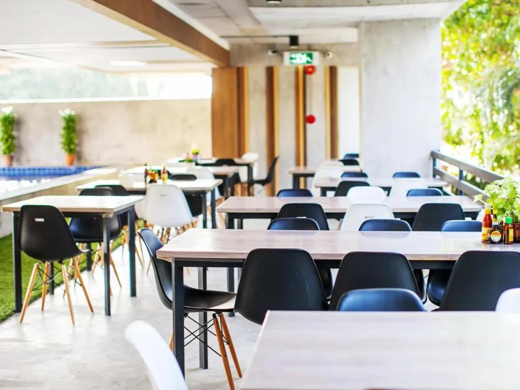 B2 Sea View Pattaya Boutique & Budget Hotel