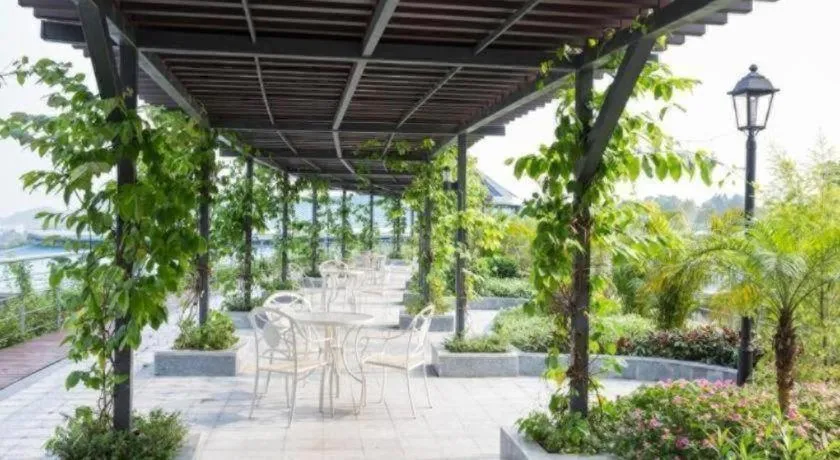 Kecheng Holiday Hotel