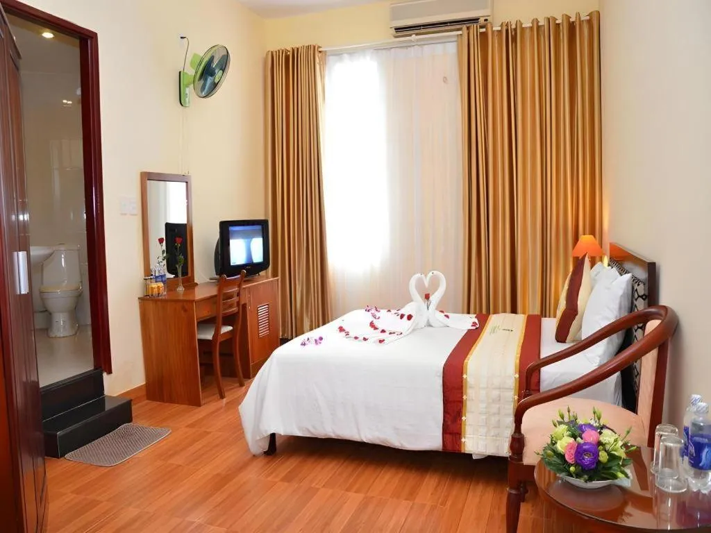 Bed in 7S Hotel Thu Bon Danang