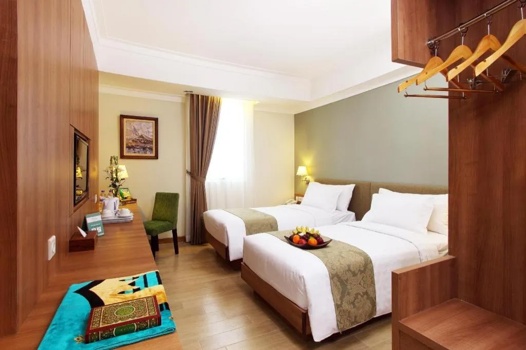 Bed in Horison Aziza Solo