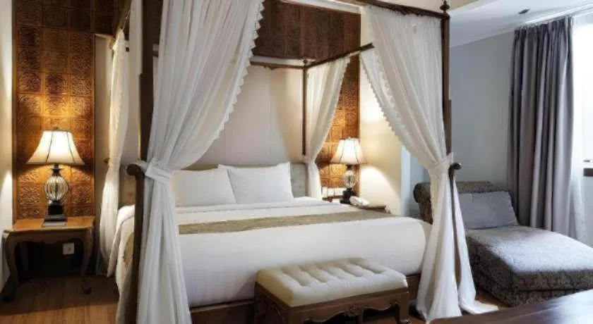 Bed in Horison Aziza Solo