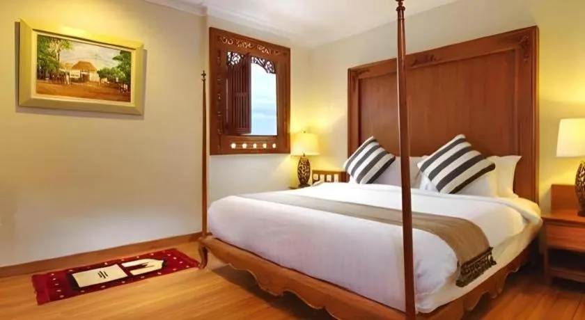 Bed in Horison Aziza Solo