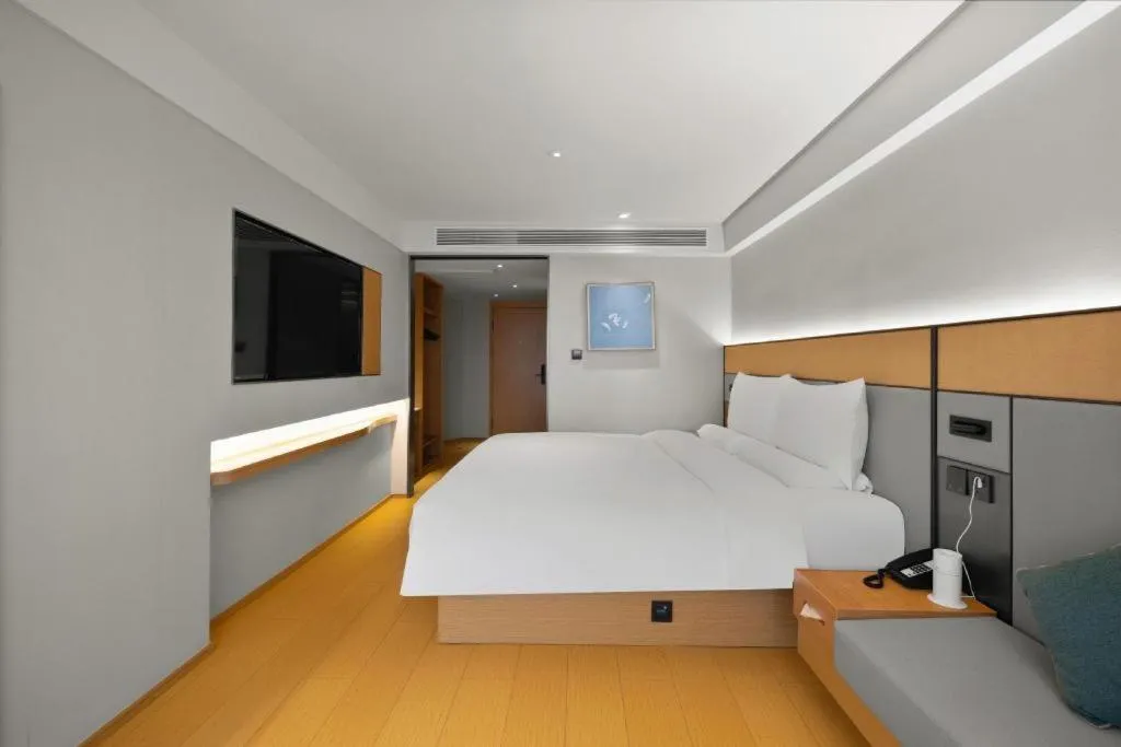 Bed in JI Hotel Chongqing Shangqing Temple