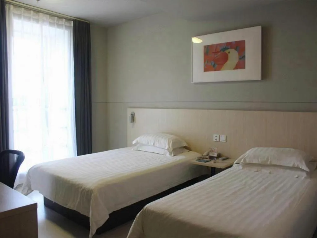 Bed in Jinjiang Inn Weihai Liugong Island Scenic Spot Shopping Market