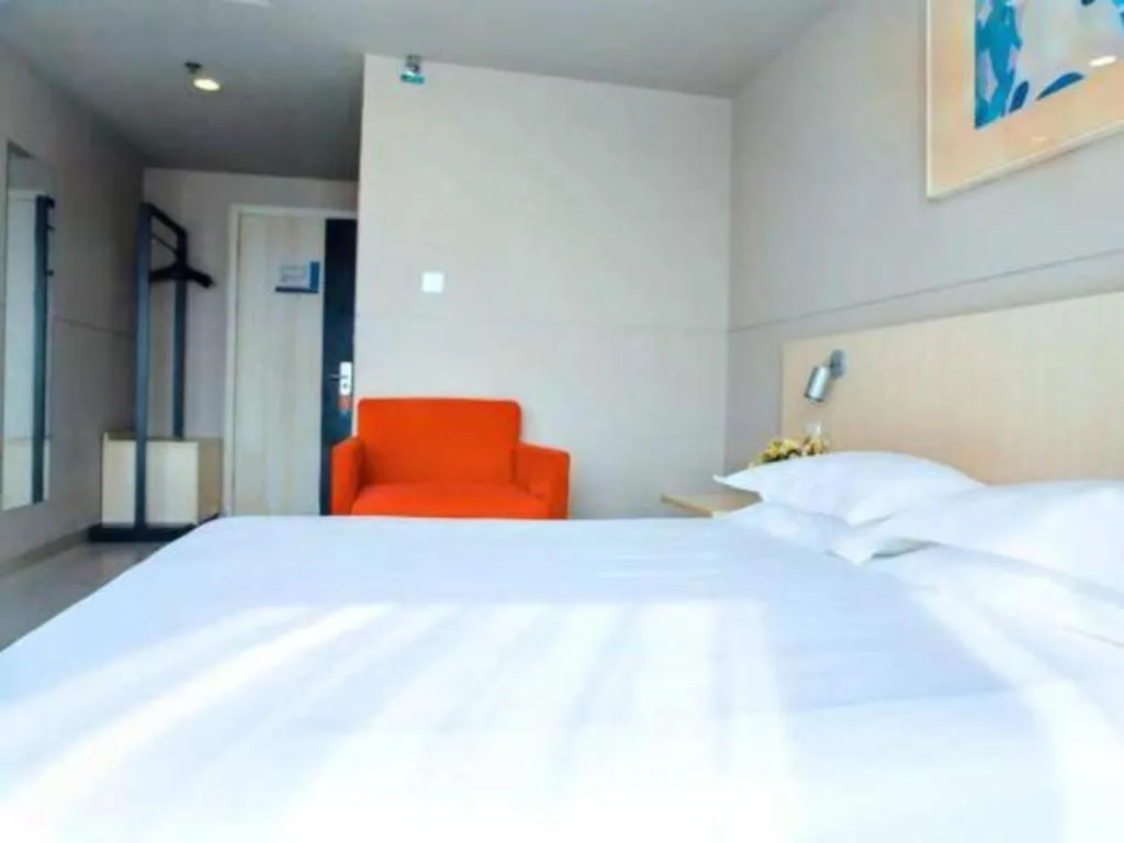 Bed in Jinjiang Inn Weihai Liugong Island Scenic Spot Shopping Market