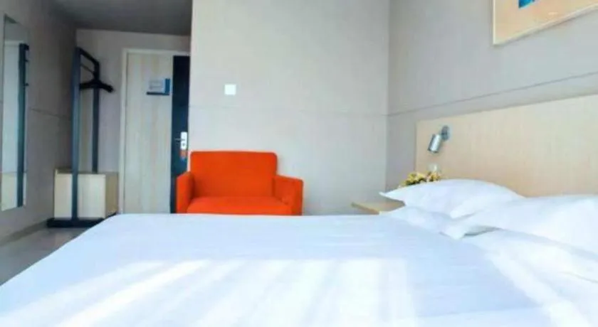 Bed in Jinjiang Inn Weihai Liugong Island Scenic Spot Shopping Market