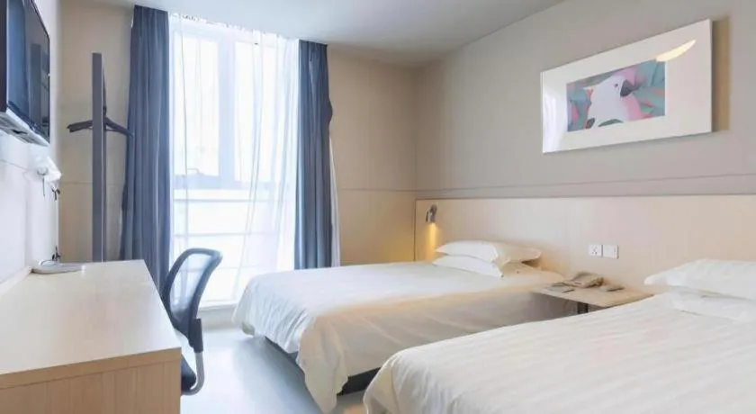 Bed in Jinjiang Inn Weihai Liugong Island Scenic Spot Shopping Market