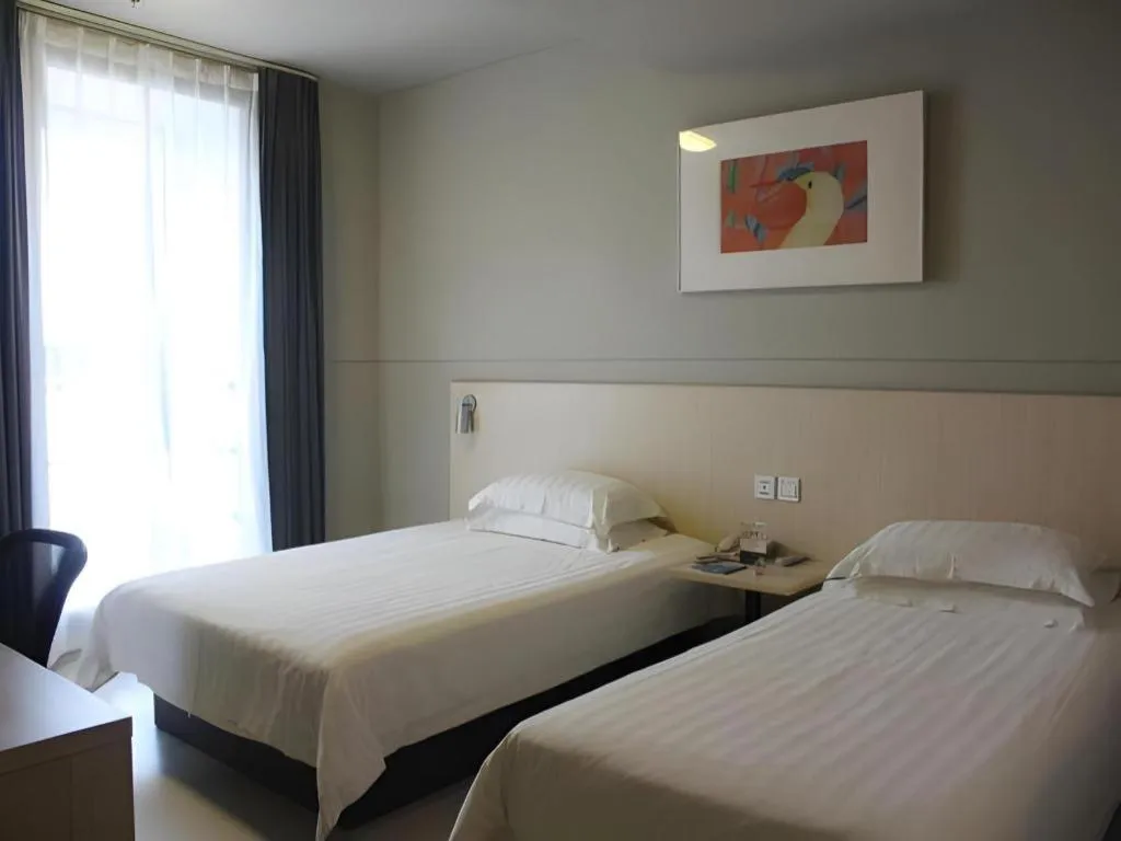 Bed in Jinjiang Inn Weihai Liugong Island Scenic Spot Shopping Market