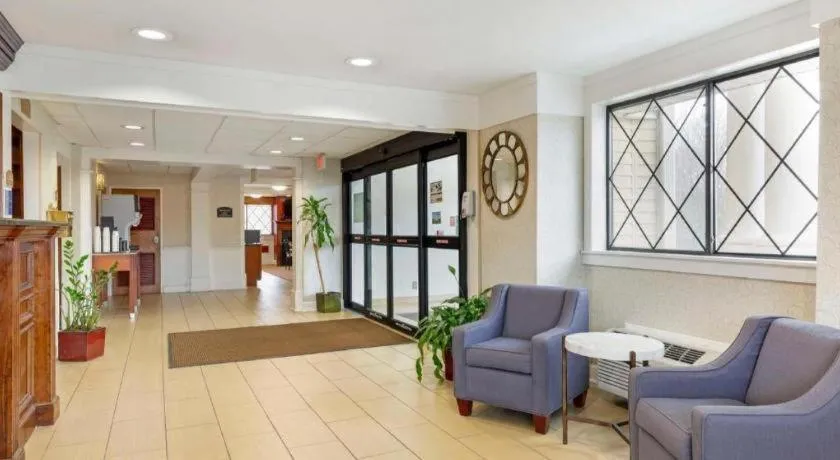 Best Western Plus The Inn at Sharon/Foxboro