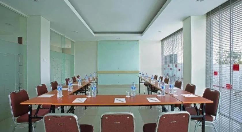 Amaris Hotel Pakuan Bogor