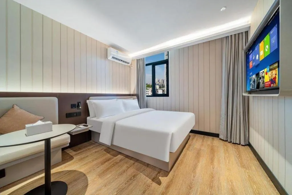 Hanting Hotel Chongqing Nanping Wanda Metro Station