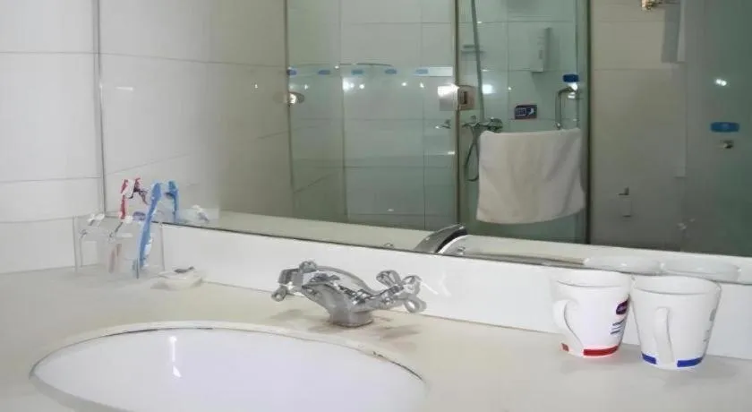 Hanting Hotel Qingdao Shandong Road Central Business District