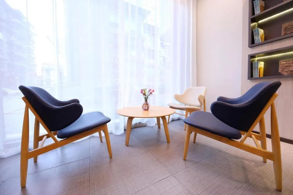 Hi Inn Guangzhou Gangding Metro Station