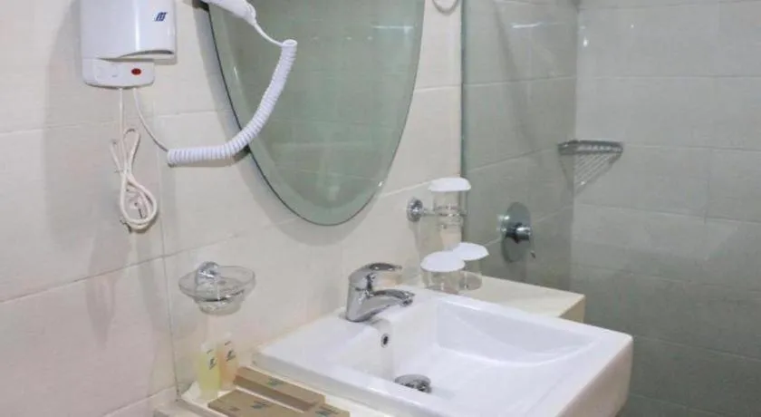 Marina Mamberamo Hotel