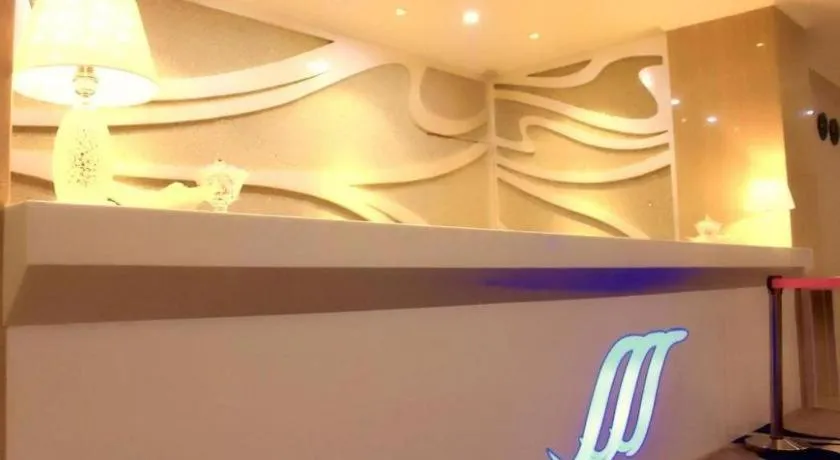 Marina Mamberamo Hotel