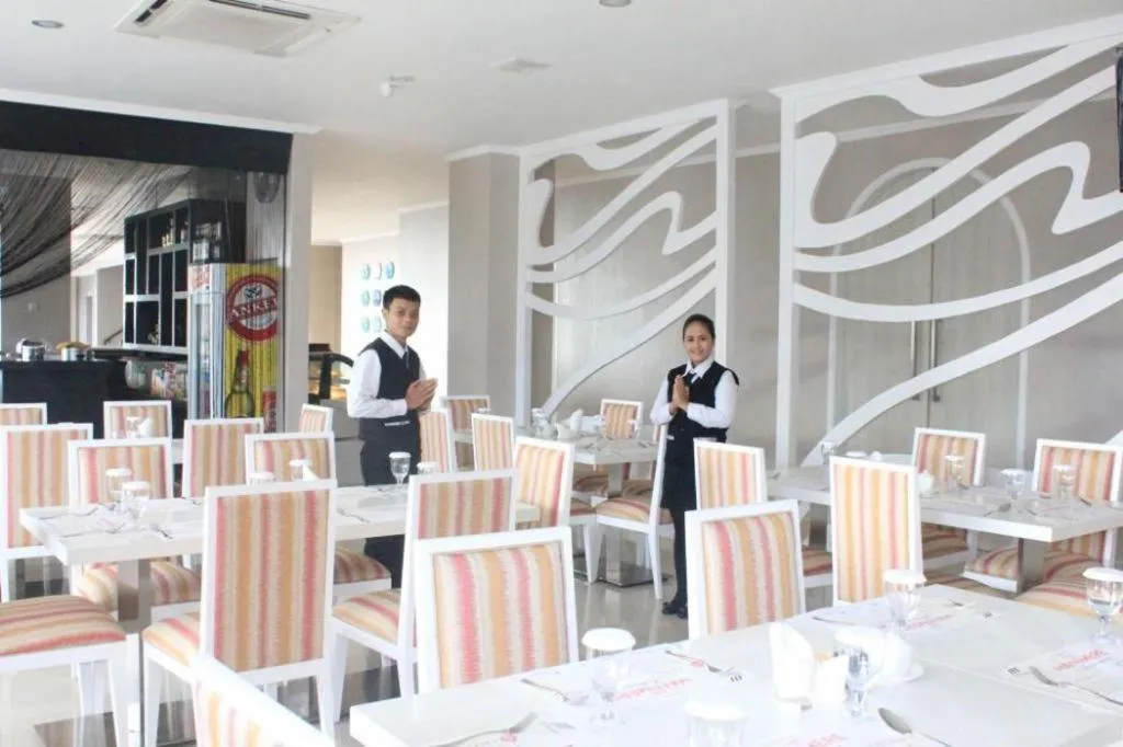 Marina Mamberamo Hotel