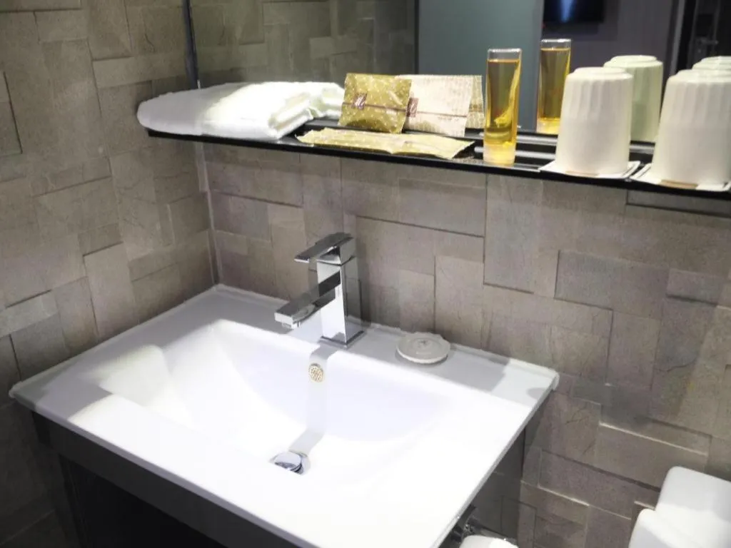 M1 North Point Hotel